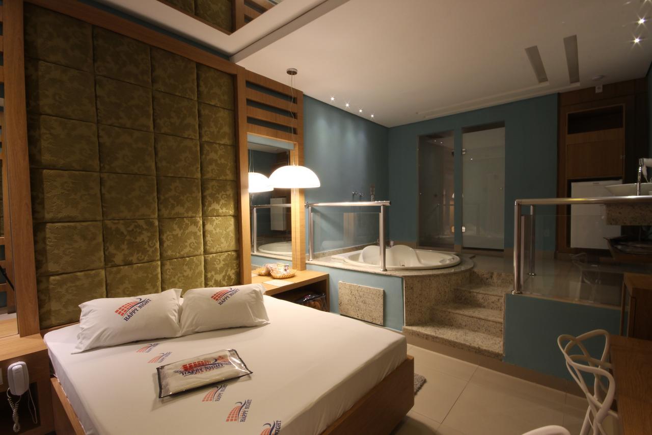 Happy Night (Adults Only) Hotel Cotia  Buitenkant foto