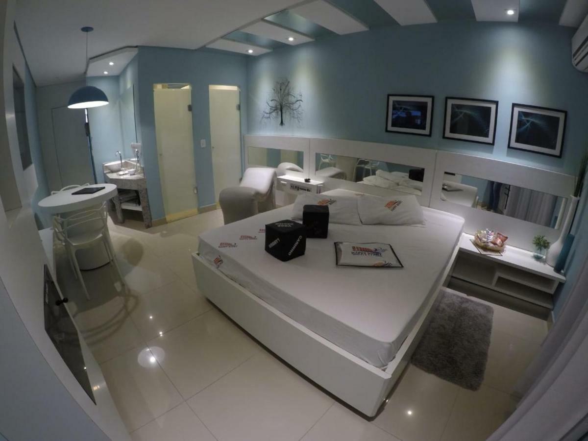 Happy Night (Adults Only) Hotel Cotia  Buitenkant foto