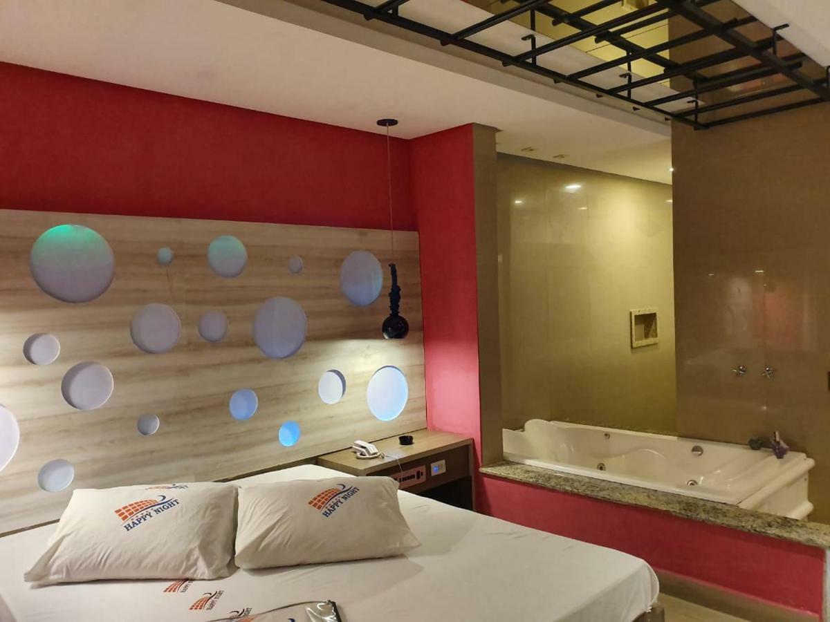 Happy Night (Adults Only) Hotel Cotia  Buitenkant foto